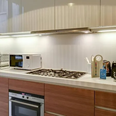 Stylish 3Br Top Apart * Milán